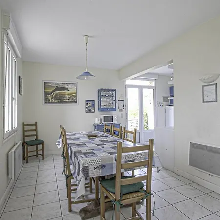Feriehus Le Castel De En Bessin