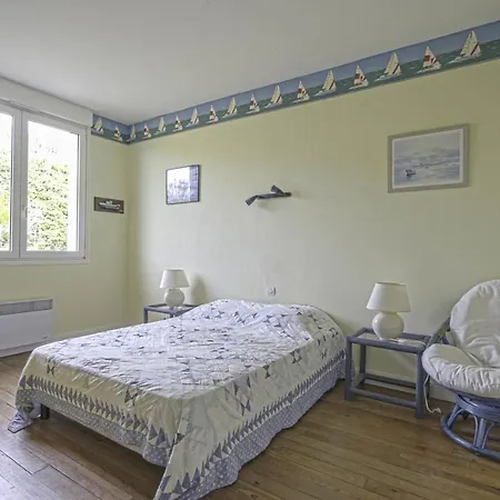 Le Castel De En Bessin Feriehus *
